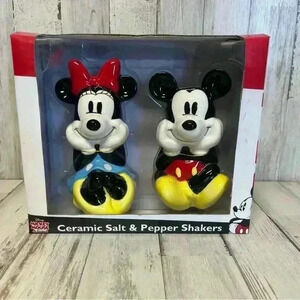 Disney Mickey & Friends Ceramic Salt & Pepper Shakers New In Box
